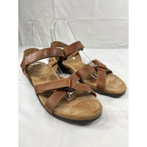 The walking sandal by Rockport leather size 8.5 M